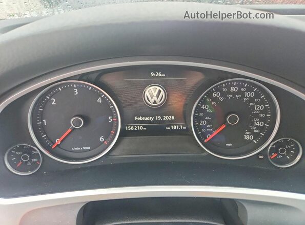 WVGEP9BP0GD005360 2016 VOLKSWAGEN TOUAREG Black ხელსაწყოთა პანელის ხედი