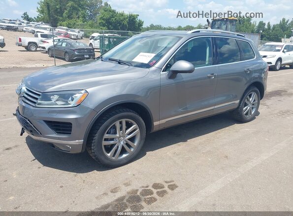 WVGEP9BP8GD004960 2016 VOLKSWAGEN TOUAREG Gray Передня ліва чверть