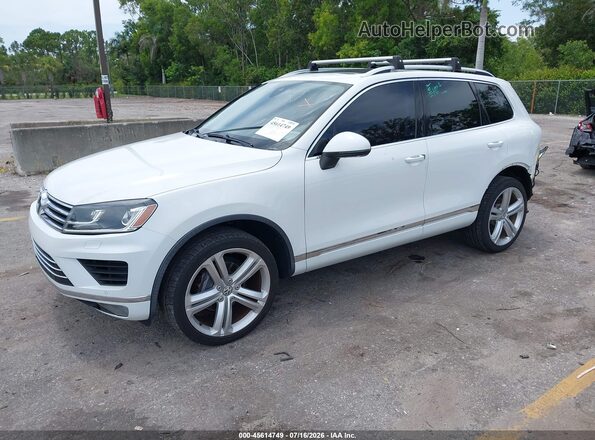 WVGEP9BPXGD004877 2016 VOLKSWAGEN TOUAREG White Przód lewy