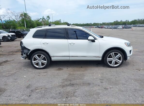 WVGEP9BPXGD004877 2016 VOLKSWAGEN TOUAREG White Widok wnętrza 360 stopni