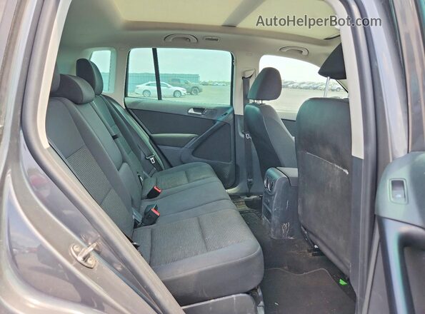 WVGJV7AX3GW586304 2016 VOLKSWAGEN TIGUAN Gray Вид задньої частини салону