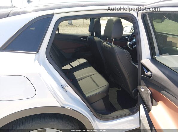 WVGKMPE27MP057384 2021 VOLKSWAGEN ID.4 White Widok naklejki z numerem VIN