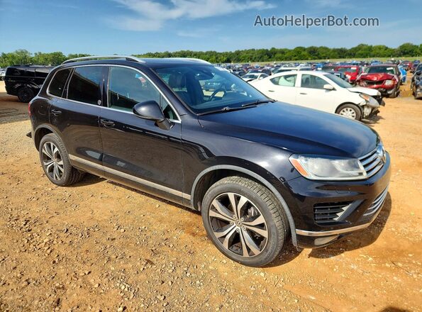 WVGRF7BP8HD004466 2017 VOLKSWAGEN TIGUAN Black Передня права чверть