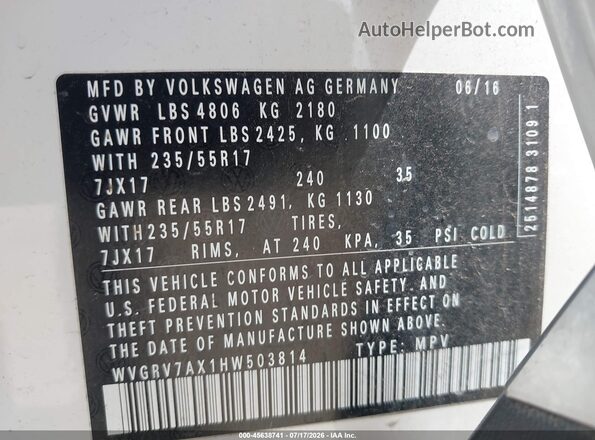 WVGRV7AX1HW503814 2017 VOLKSWAGEN TIGUAN White ძრავის განყოფილების ხედი