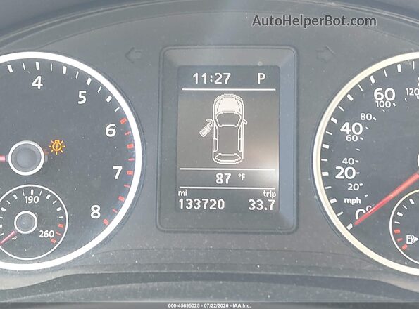 WVGRV7AX9HW503608 2017 VOLKSWAGEN TIGUAN White 