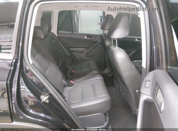 WVGSV7AX4HK007527 2017 VOLKSWAGEN TIGUAN Черный Вид наклейки с VIN-кодом