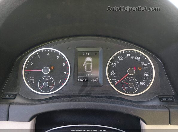 WVGSV7AX5HW500688 2017 VOLKSWAGEN TIGUAN White უკანა სავარძლების ხედი