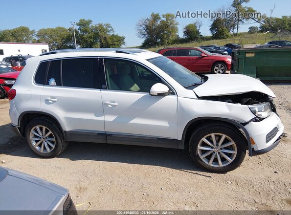 WVGSV7AX5HW500688 2017 VOLKSWAGEN TIGUAN White უკანა სალონის ხედი