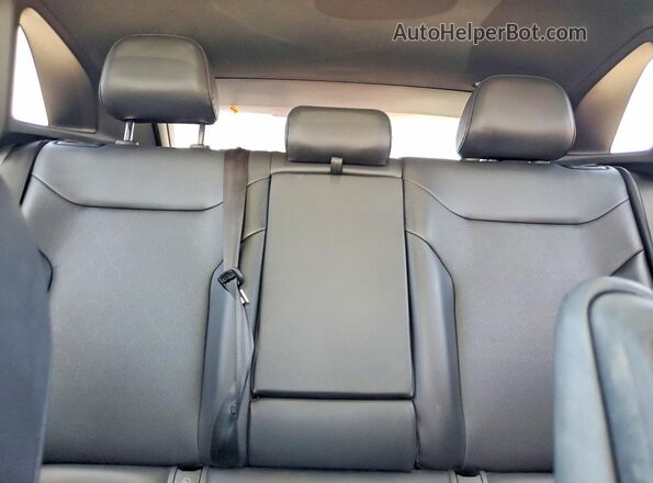 WVGTMPE23MP053191 2021 VOLKSWAGEN ID.4 Black Widok tylnych siedzeń
