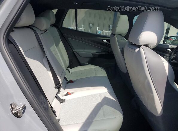 WVGTMPE27NP074353 2022 VOLKSWAGEN ID.4 Серый Вид задней части салона