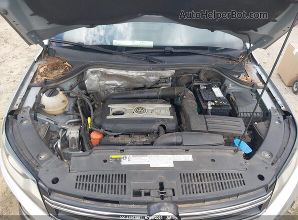 WVGTV7AX2HK008065 2017 VOLKSWAGEN TIGUAN Silver Vista trasera