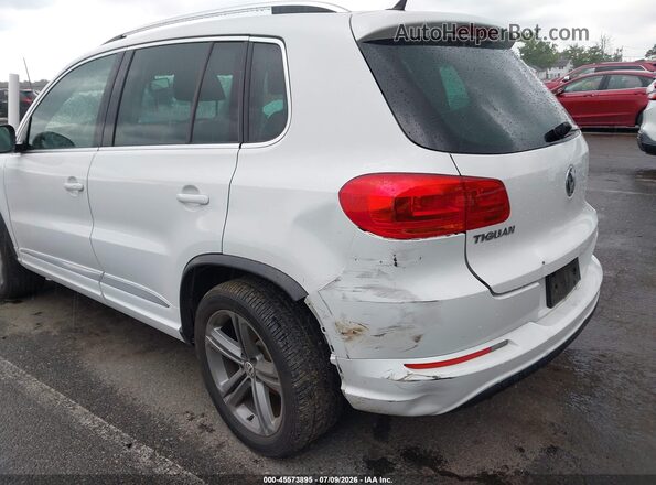 WVGUV7AX2HK007664 2017 VOLKSWAGEN TIGUAN White Widok z przodu