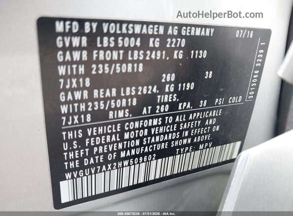 WVGUV7AX2HW509602 2017 VOLKSWAGEN TIGUAN Silver ძრავის განყოფილების ხედი