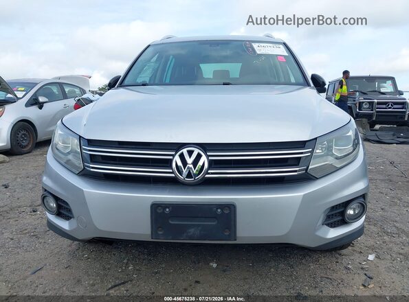 WVGUV7AX2HW509602 2017 VOLKSWAGEN TIGUAN Silver უკანა სალონის ხედი