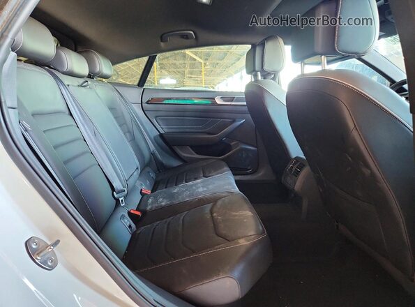 WVWAR7AN3PE011388 2023 VOLKSWAGEN ARTEON White Rear seats view