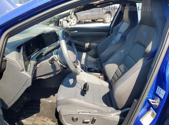 WVWEB7CD9RW219377 2024 VOLKSWAGEN GOLF Blue Widok wnętrza z przodu