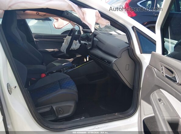 WVWEF7CD1TW256385 2026 VOLKSWAGEN GOLF White წინა სალონის ხედი