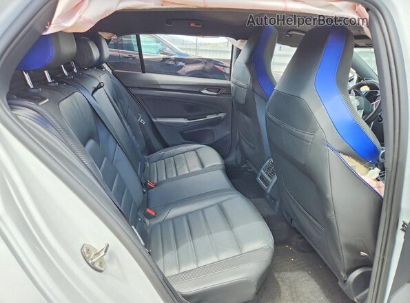 WVWFB7CD2RW133719 2024 VOLKSWAGEN GOLF White Հետևի նստատեղերի տեսք