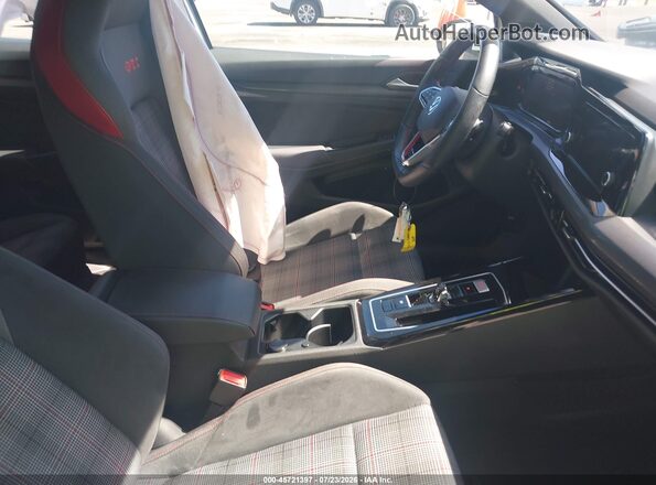WVWGA7CD5PW178089 2023 VOLKSWAGEN GOLF Белый Вид салона спереди
