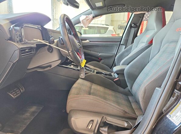 WVWGA7CDXRW214653 2024 VOLKSWAGEN GTI Black წინა სალონის ხედი