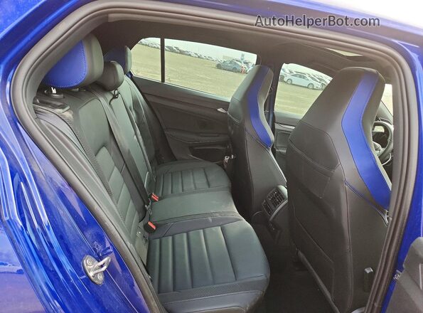 WVWKB7CD1SW233993 2025 VOLKSWAGEN GOLF Blue Widok tylnych siedzeń