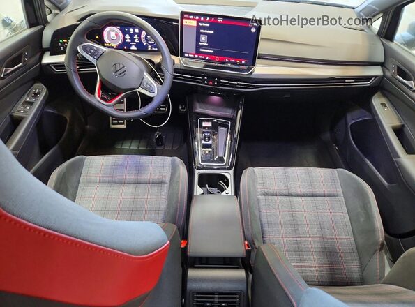 WVWLE7CD8TW260282 2026 VOLKSWAGEN GTI Black Dashboard view