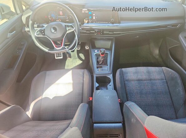 WVWP87CDXNW210964 2022 VOLKSWAGEN GTI Silver Առջևի վահանակի տեսք