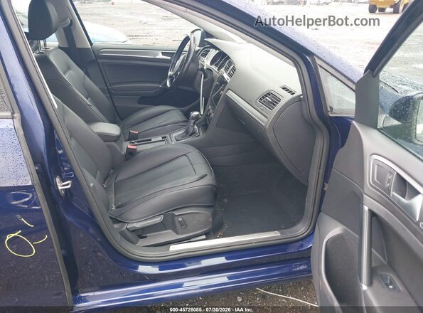 WVWPR7AU2HW950495 2017 VOLKSWAGEN GOLF Blue Вид салону спереду