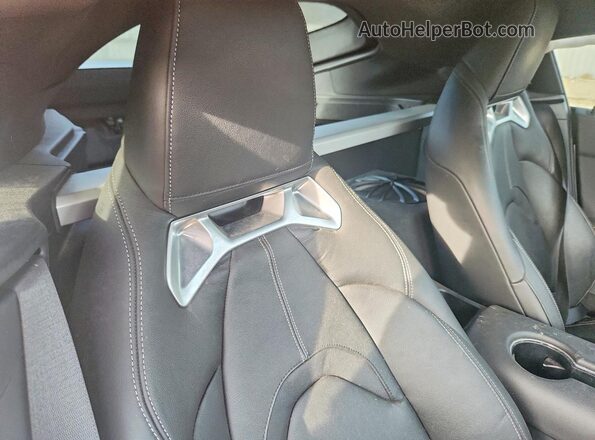 WZ1DB0C02MW038616 2021 TOYOTA GR Silver Widok tylnych siedzeń