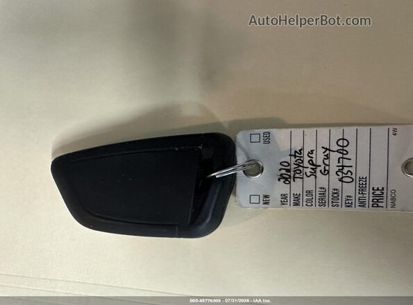 WZ1DB0C04MW034700 2021 TOYOTA GR SUPRA Silver Vista del salpicadero