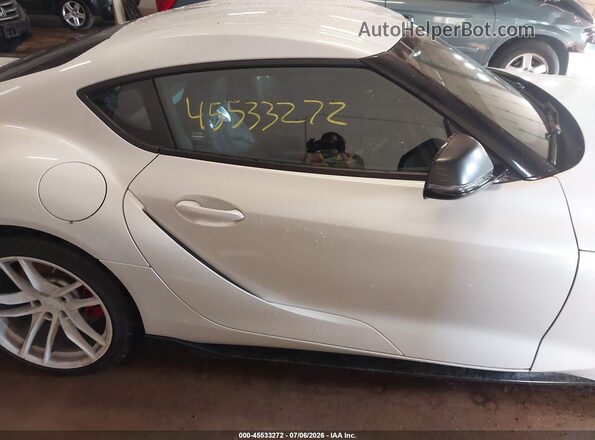 WZ1DB0C06NW046851 2022 TOYOTA GR SUPRA White უკანა სალონის ხედი