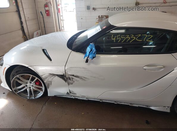 WZ1DB0C06NW046851 2022 TOYOTA GR SUPRA White სალონის 360-გრადუსიანი ხედი