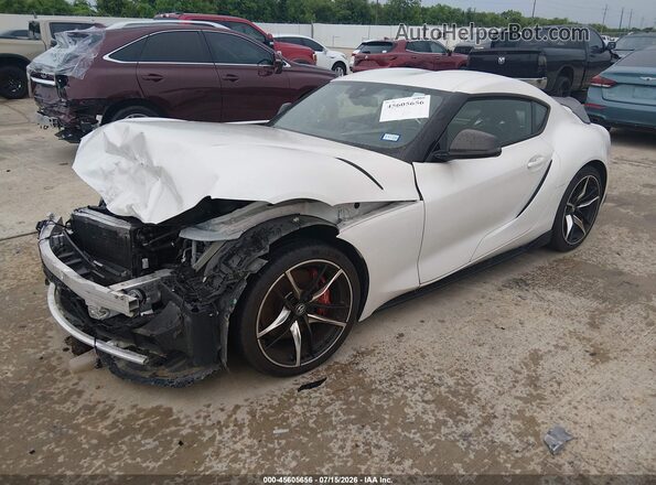 WZ1DB0C09NW048433 2022 TOYOTA GR SUPRA White Front left