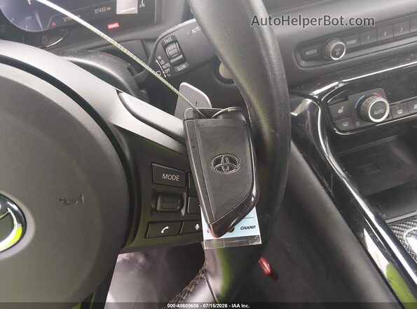 WZ1DB0C09NW048433 2022 TOYOTA GR SUPRA White Dashboard view
