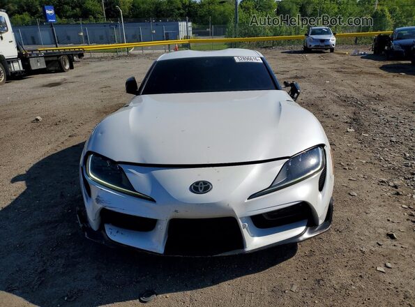 WZ1DB0C09NW050134 2022 TOYOTA GR White Front view