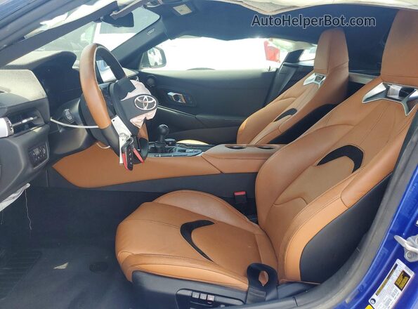 WZ1DB0G02TW072032 2026 TOYOTA GR Blue Front interior view