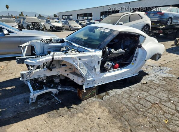 WZ1DB0G06TW076195 2026 TOYOTA GR White 