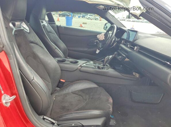WZ1DB2C01MW036755 2021 TOYOTA GR Red Вид задніх сидінь