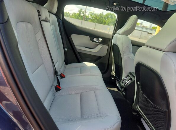 YSMED3KA1PL150116 2023 POLESTAR 2 Blue Rear seats view