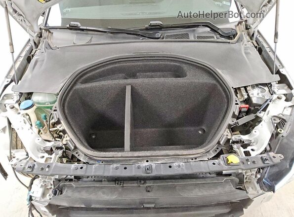 YSMED3KA3PL140140 2023 POLESTAR 2 Gray Engine compartment view