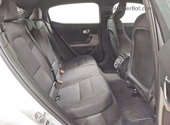 YSMED3KA3PL140140 2023 POLESTAR 2 Gray Rear interior view