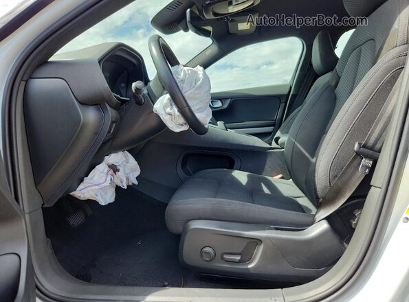 YSMED3KA3PL145709 2023 POLESTAR 2 White წინა სალონის ხედი