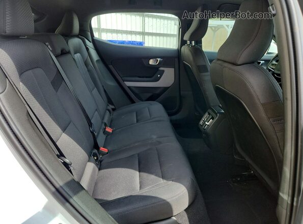 YSMED3KA4PL160669 2023 POLESTAR 2 White Widok tylnych siedzeń