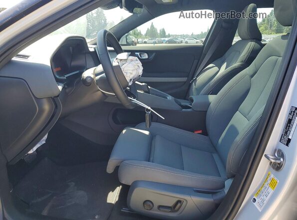 YSMED3KAXPL114375 2023 POLESTAR 2 White Вид салону спереду