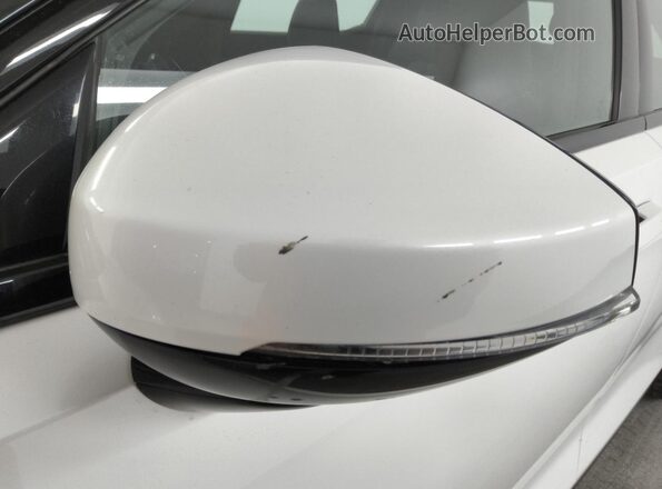 YSMEG3KA0PL133802 2023 POLESTAR 2 White 