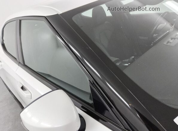 YSMEG3KA0PL133802 2023 POLESTAR 2 White 