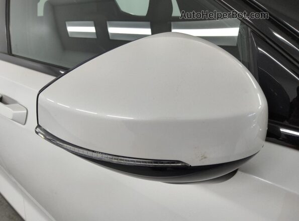 YSMEG3KA0PL133802 2023 POLESTAR 2 White 