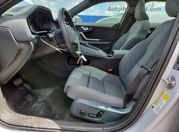 YSMEG3KA2PL122560 2023 POLESTAR 2 Silver Вид салону спереду