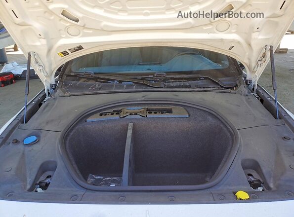YSMEG3KA9PL129439 2023 POLESTAR 2 Белый Вид задней части салона