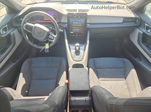 YSMEG3KA9PL141235 2023 POLESTAR 2 Gray Vista del salpicadero